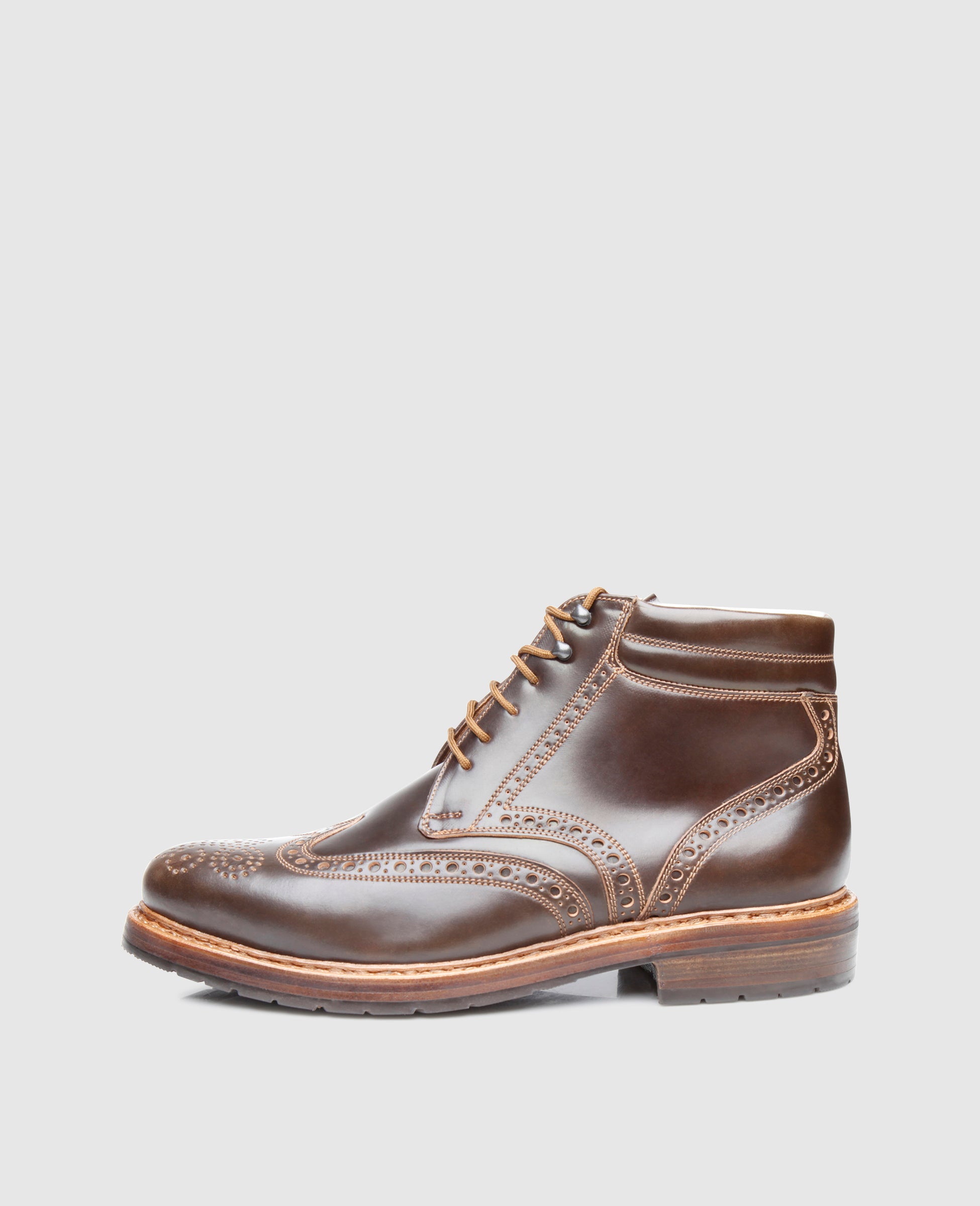 Exquisite men's lace-up boot made of Cordovan. – Heinrich Dinkelacker