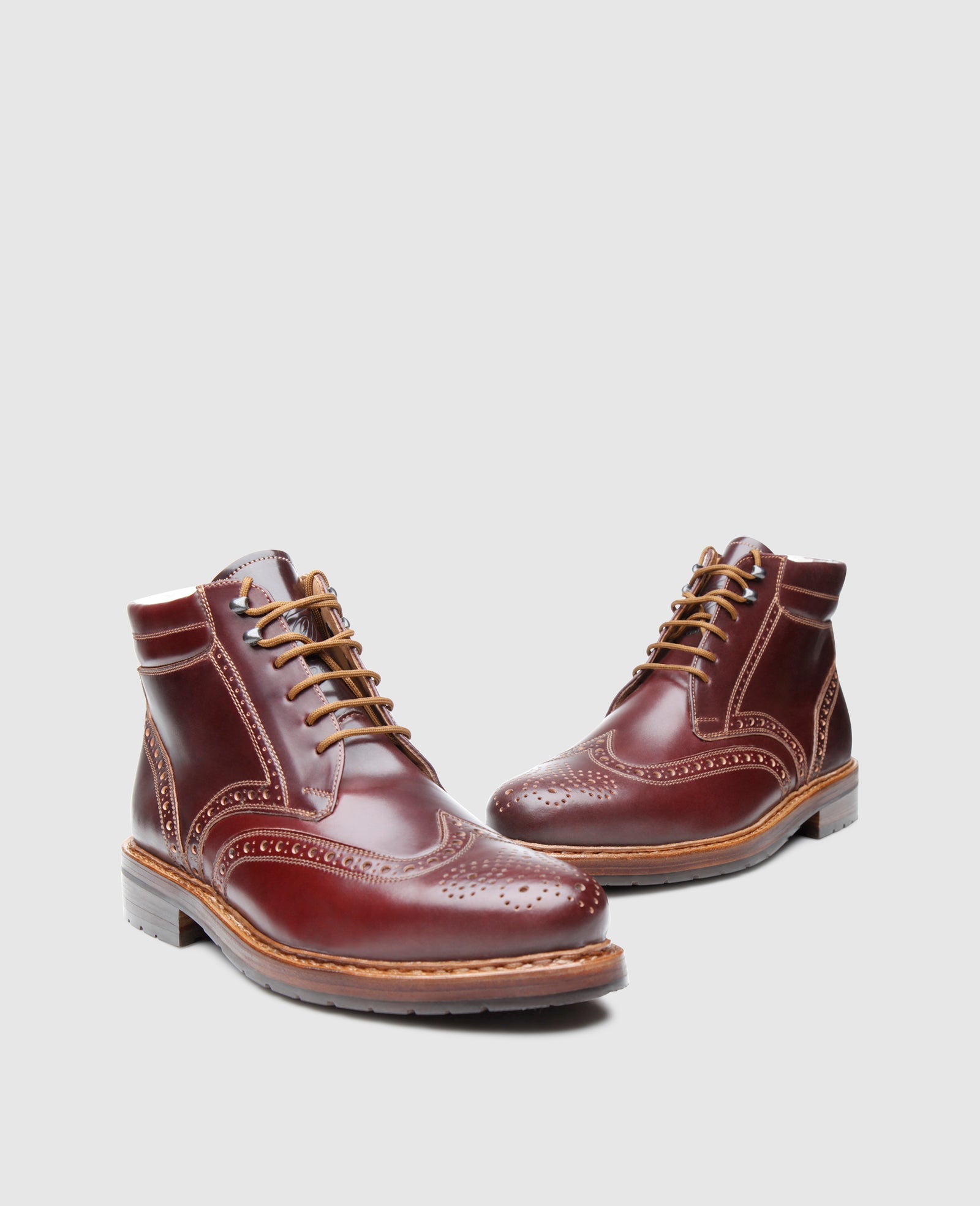 Exquisite men's lace-up boot made of Cordovan. – Heinrich Dinkelacker