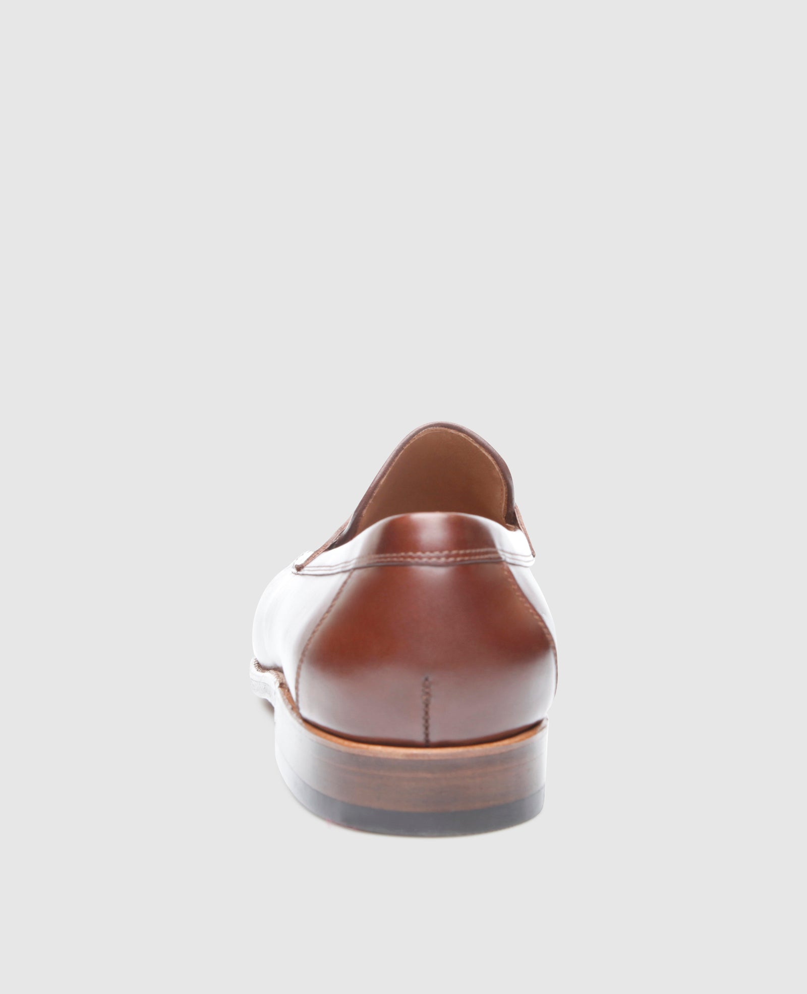 Penny loafer made of calf leather with hand-stitched frame