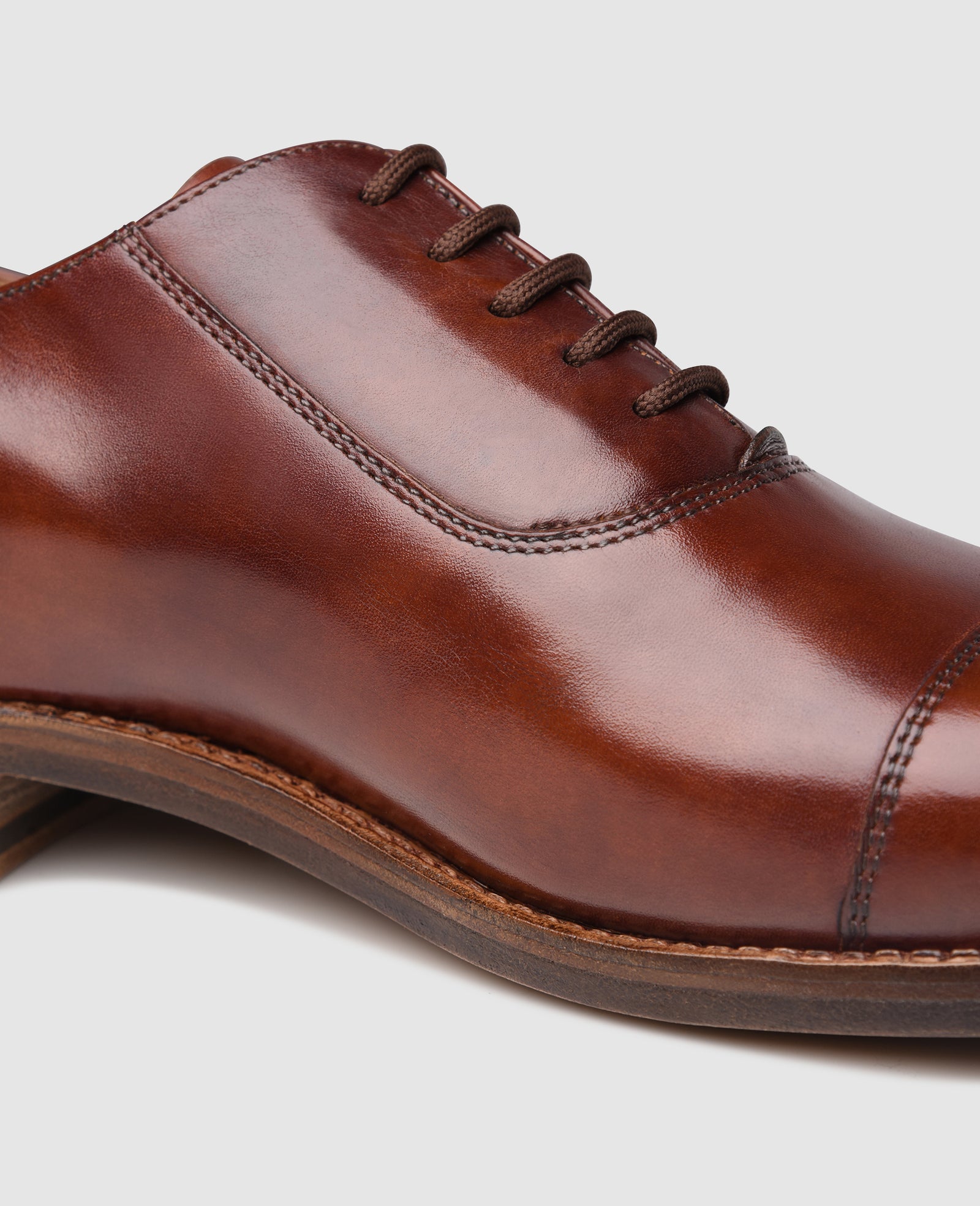 Handcrafted lace-up shoe made of fine Toscana Calf leather