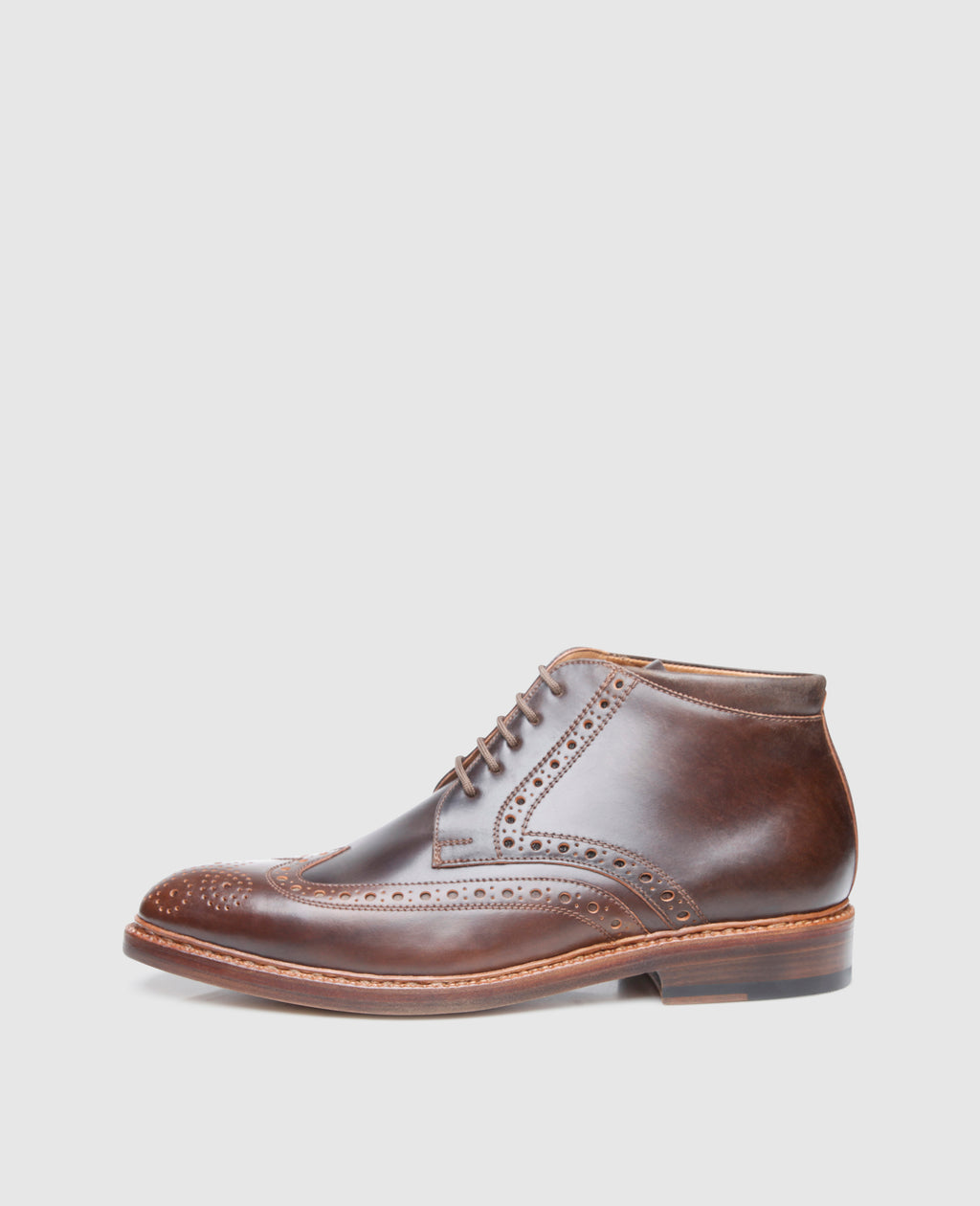 Luxurious men's boot made of Shell Cordovan by Heinrich Dinkelacker.