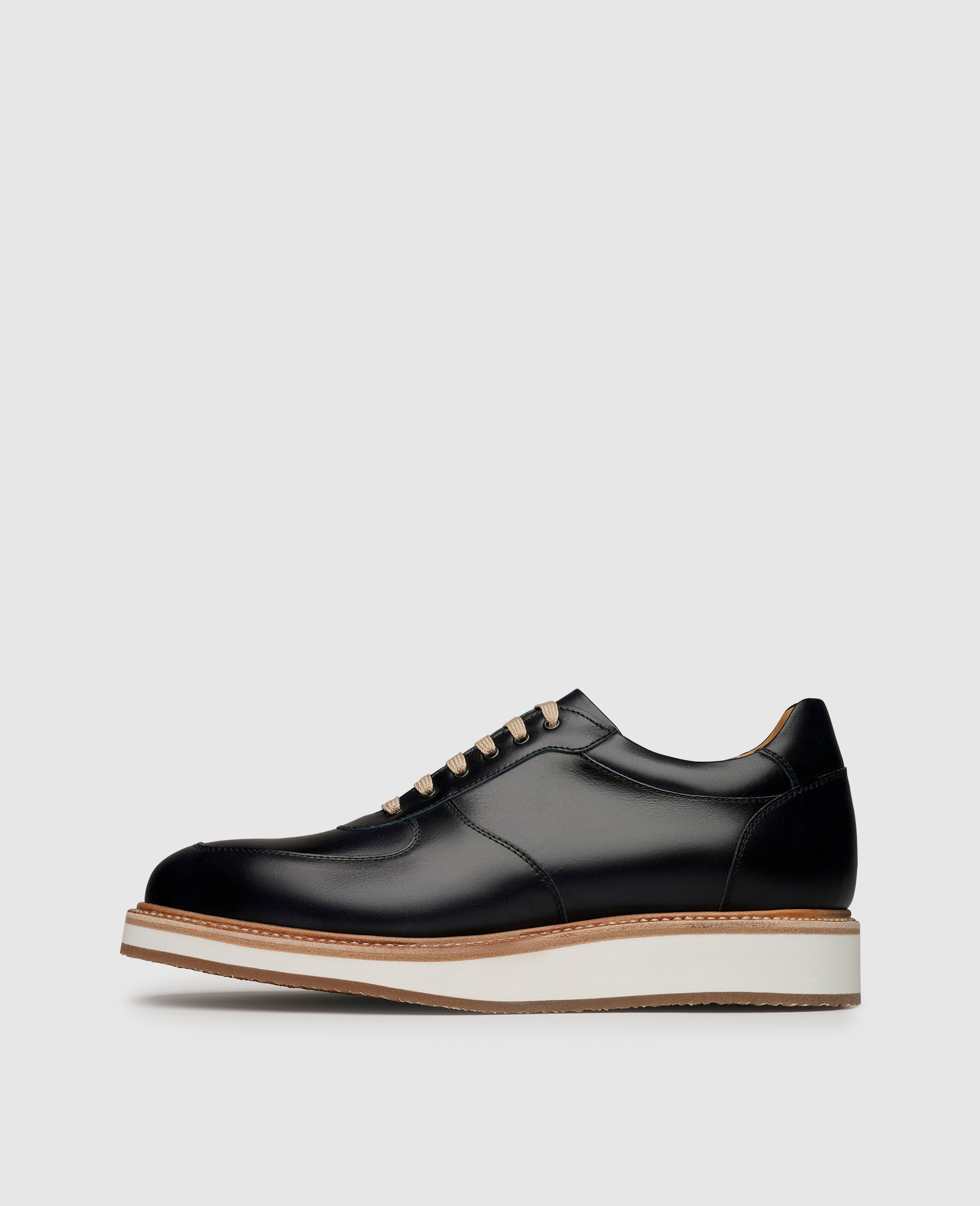 dairiku ダイリク Alan Chain Leather Shoes Men's handcrafted leather sneakers by Heinrich Dinkelacker.