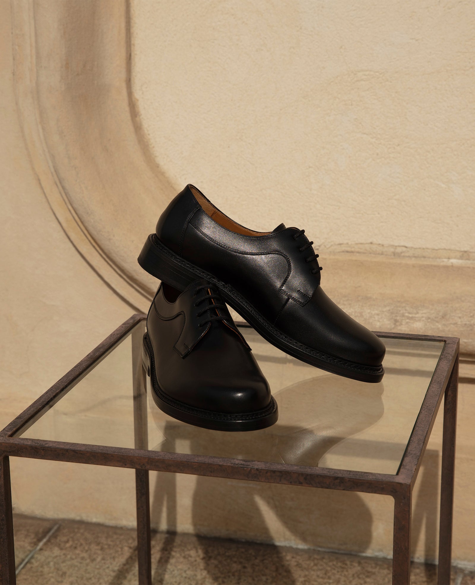 Luxurious Plain Derby men's shoe handmade in Budapest