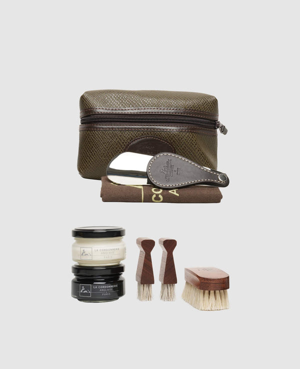 Premium shoe care set for on the go