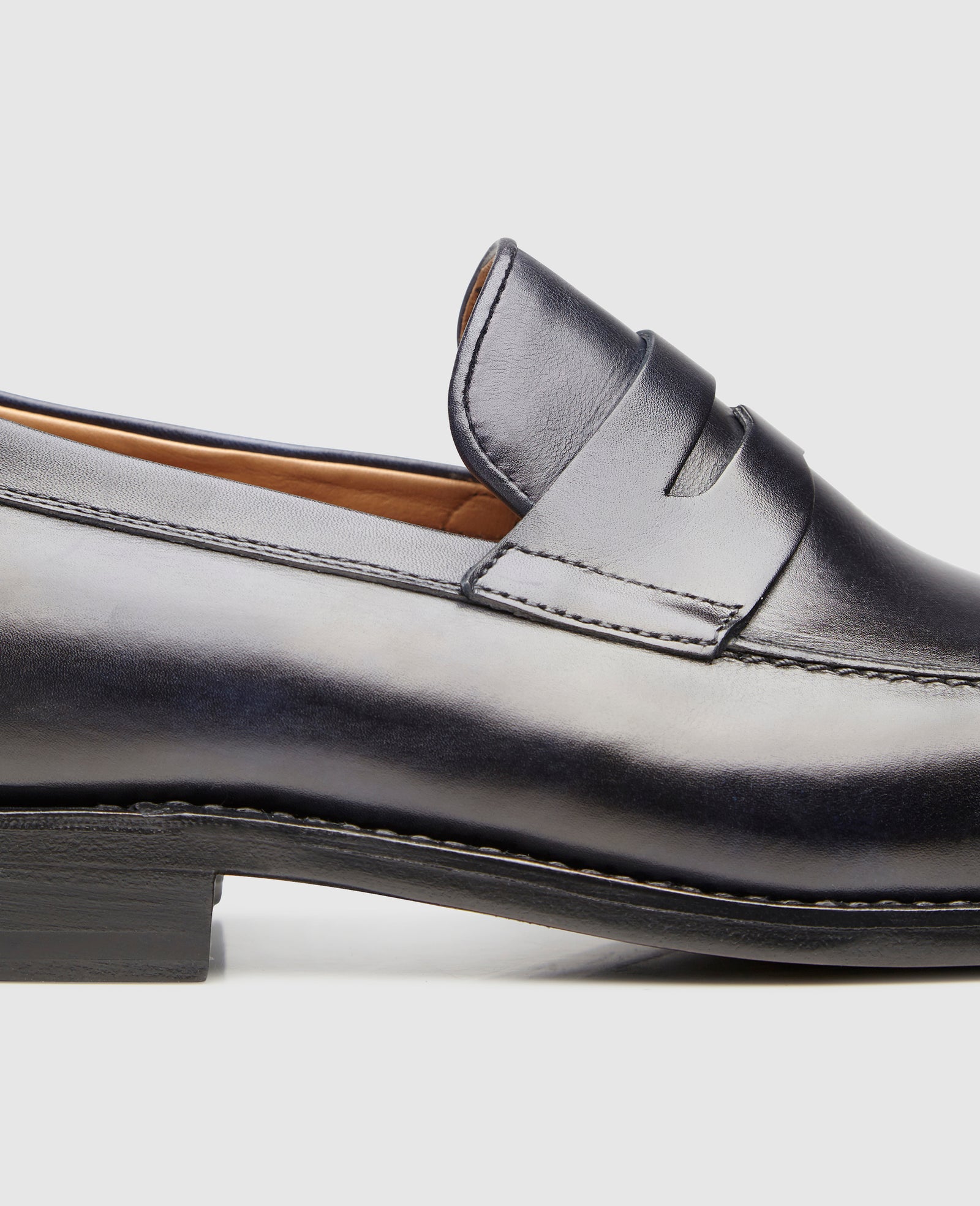 Noble men's penny loafers made of Italian smooth leather
